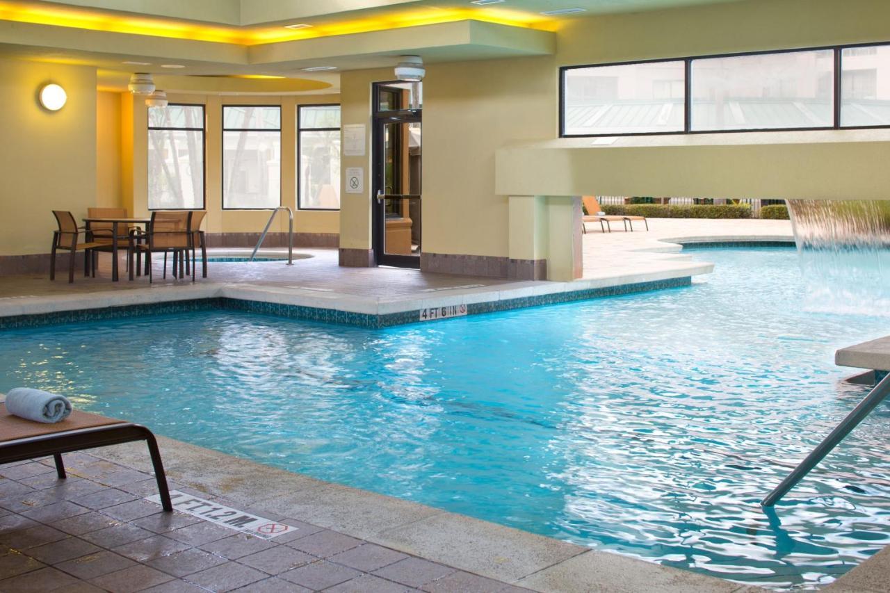 Courtyard By Marriott Orlando Lake Buena Vista In The Marriott Village Dış mekan fotoğraf